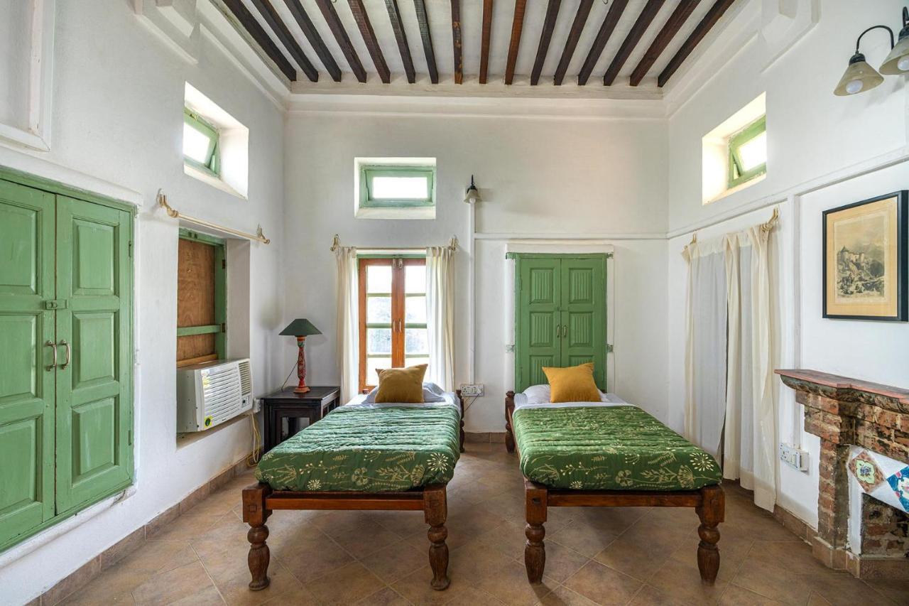 Stayvista'S Peepal Haveli - Rustic Kothi With Terrace, Breathtaking View & Bonfire Narainpur  Bagian luar foto